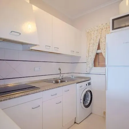 En Con Piscina Y A 100 Metros De La Playa Appartement Torrevieja