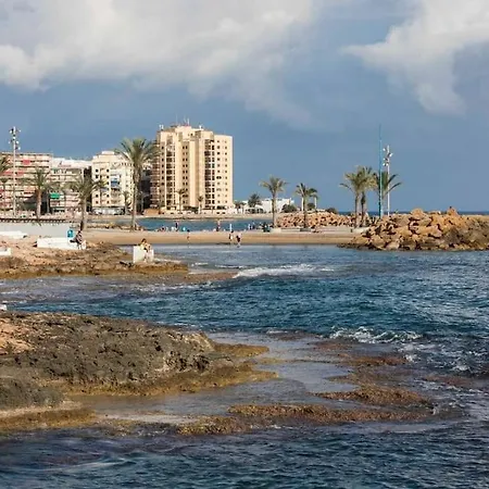En Con Piscina Y A 100 Metros De La Playa Lägenhet *