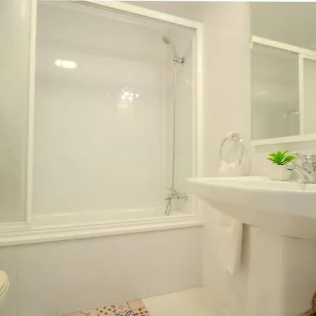 Appartement En Con Piscina Y A 100 Metros De La Playa Torrevieja