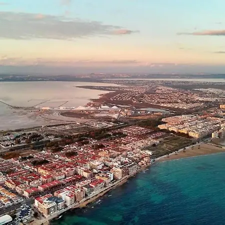 En Con Piscina Y A 100 Metros De La Playa Lägenhet